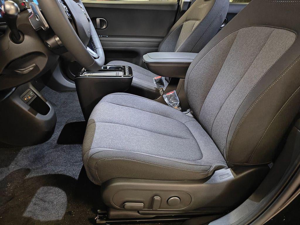 2025 Hyundai IONIQ 5 SE