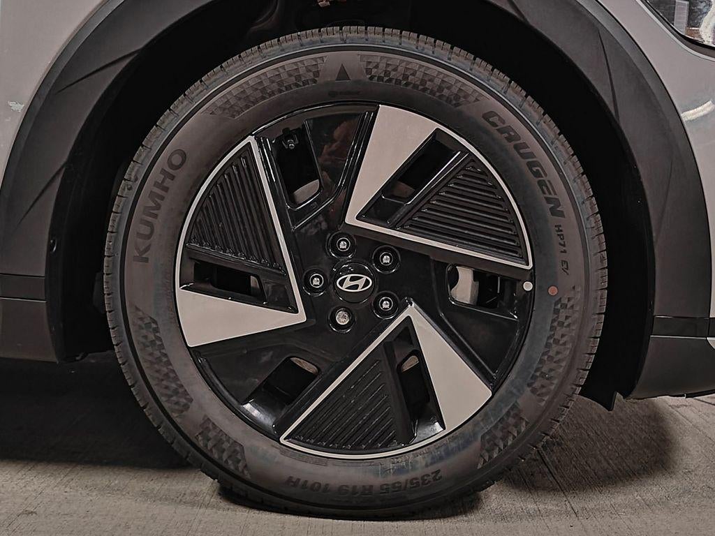 2025 Hyundai IONIQ 5 SE