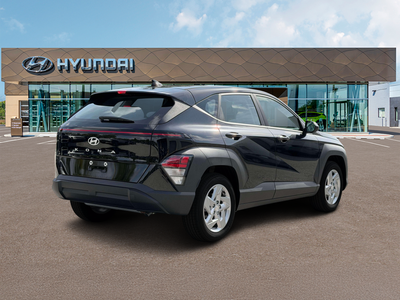 2027 Hyundai KONA SE FWD