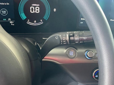 2026 Hyundai KONA SE