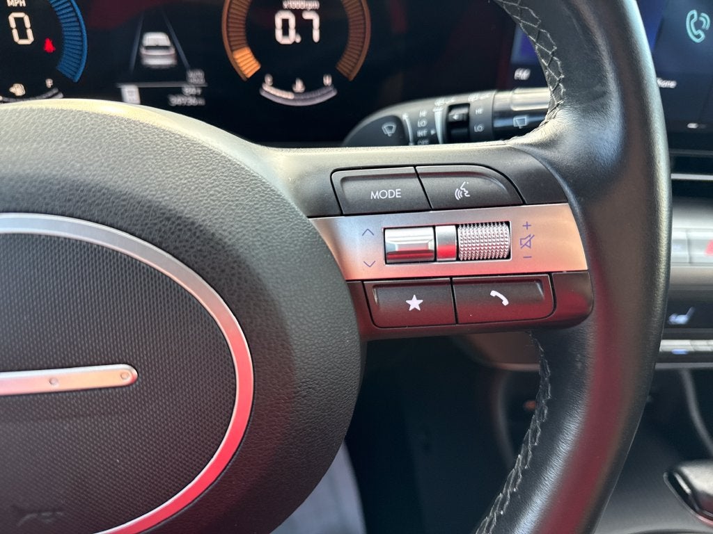 2025 Hyundai KONA SEL