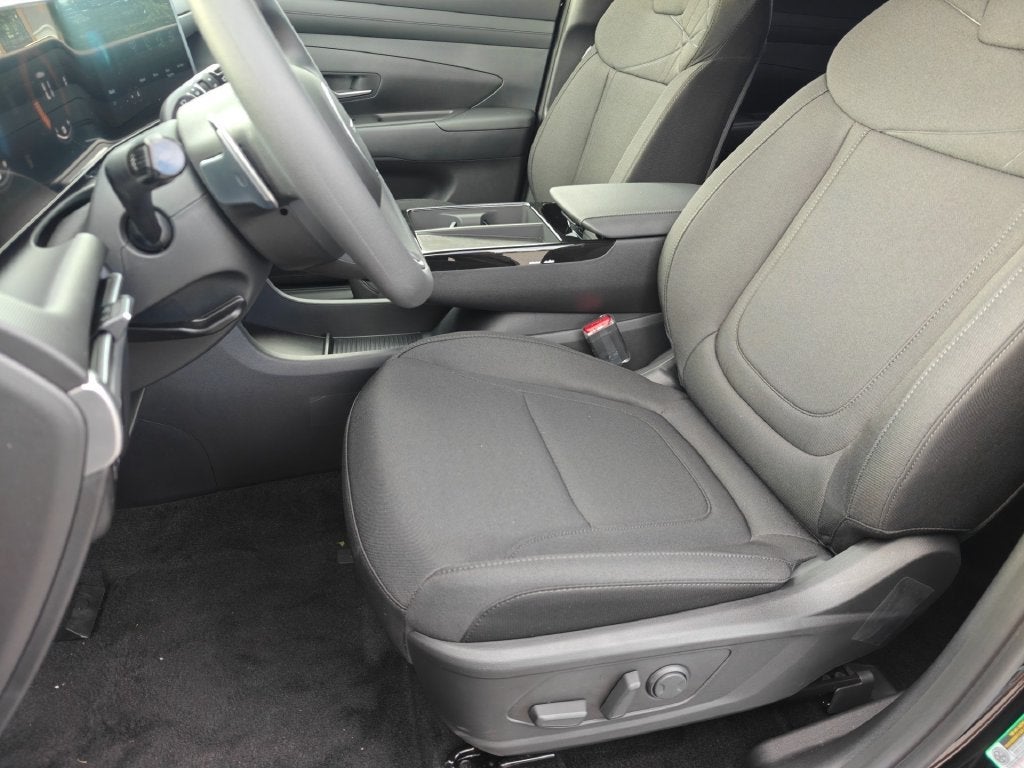 2026 Hyundai TUCSON HYBRID SEL FWD