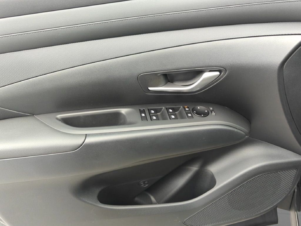 2026 Hyundai TUCSON HYBRID SEL FWD
