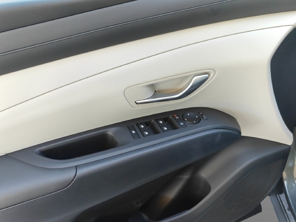 2026 Hyundai TUCSON HYBRID SEL FWD
