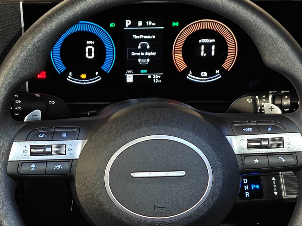 2026 Hyundai TUCSON HYBRID SEL AWD