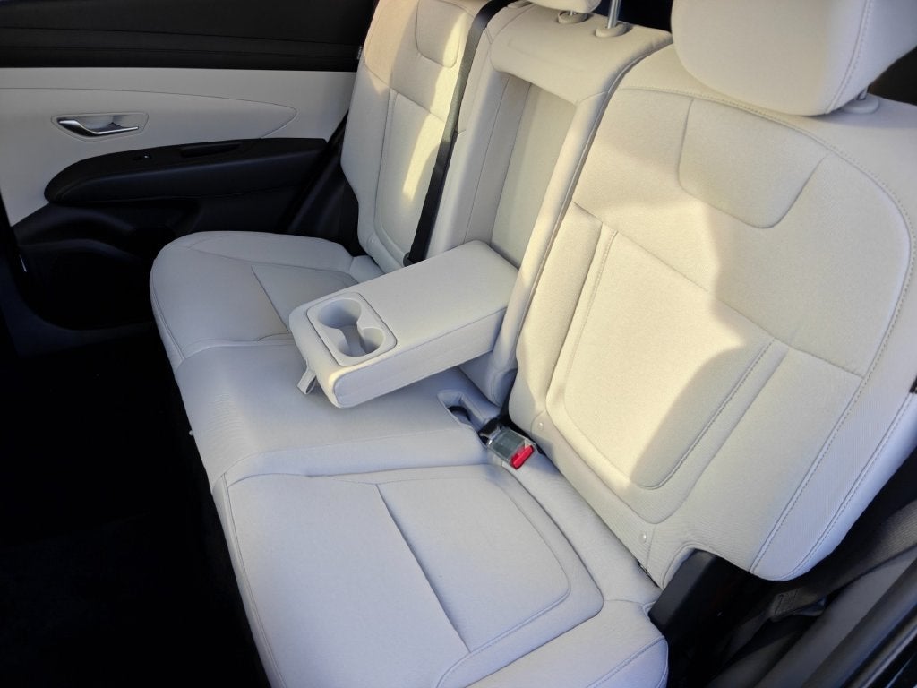2026 Hyundai TUCSON HYBRID SEL AWD
