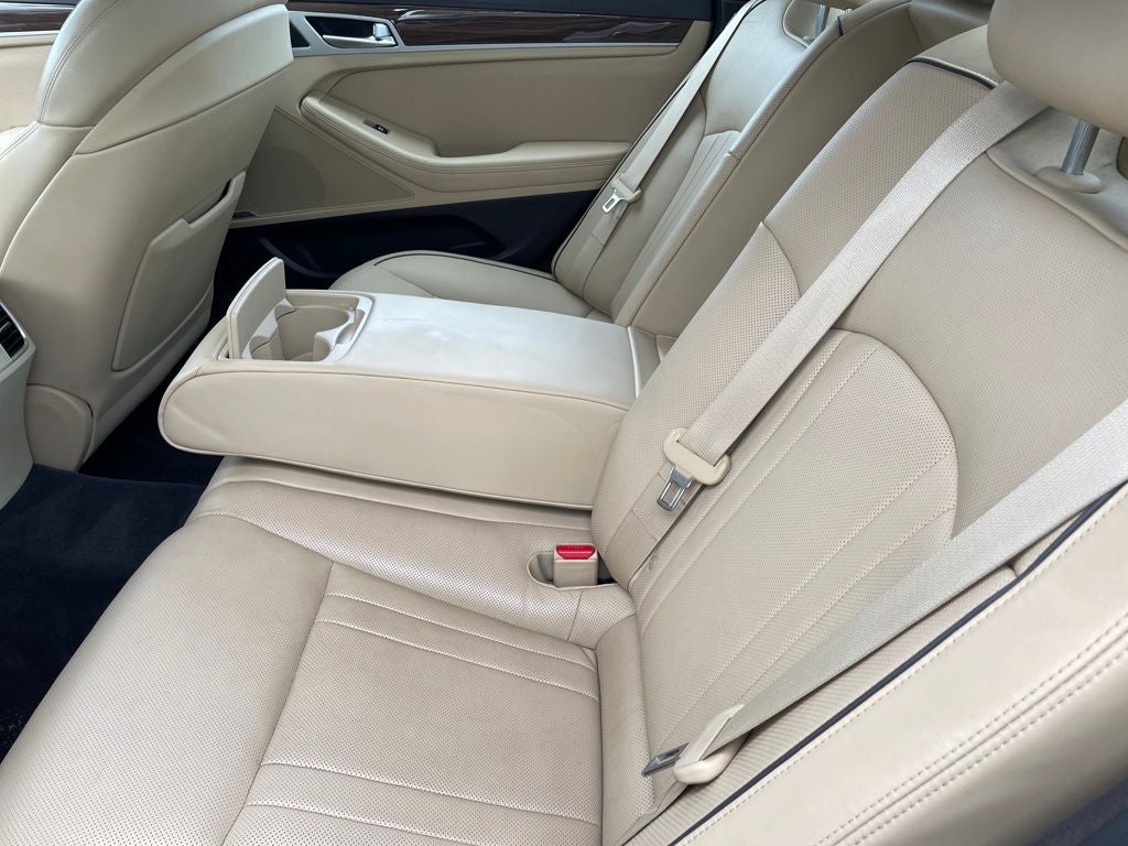 2015 Hyundai GENESIS 3.8