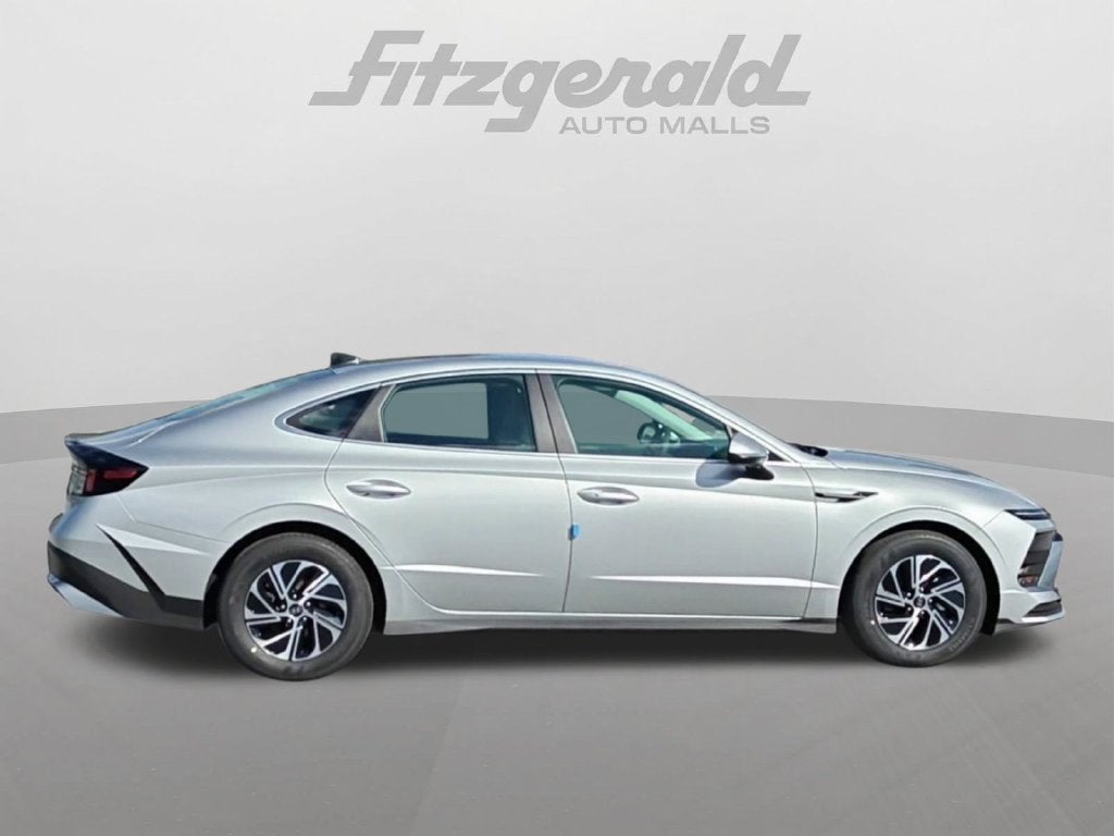 2027 Hyundai SONATA HYBRID Blue
