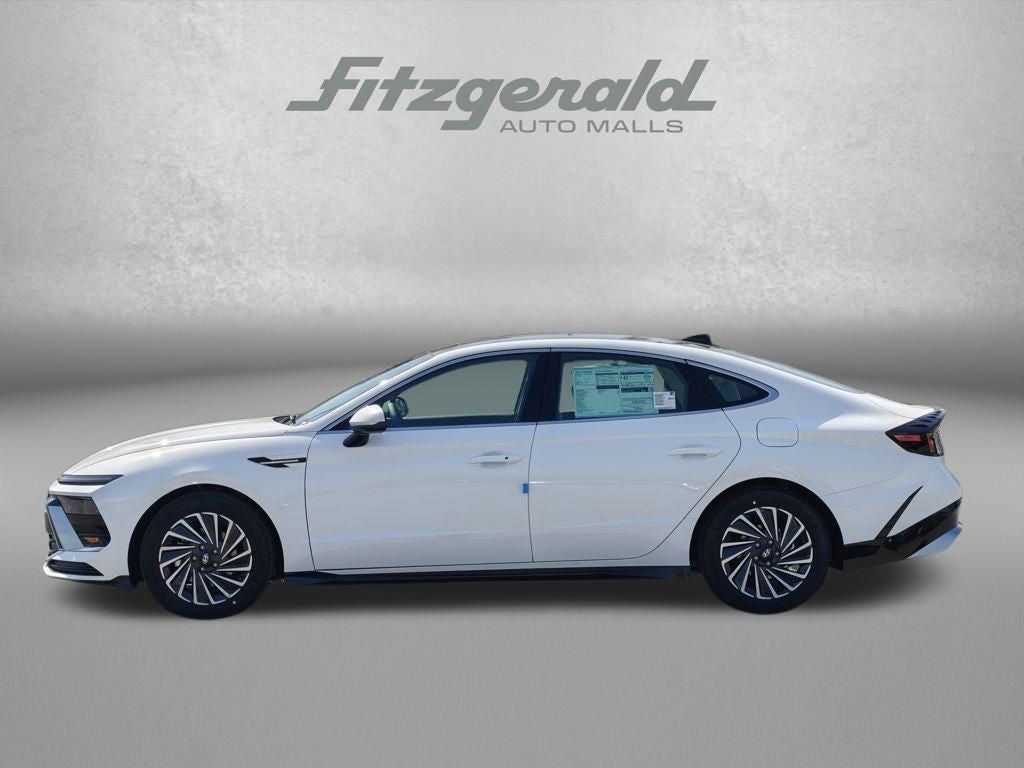 2026 Hyundai SONATA HYBRID SEL