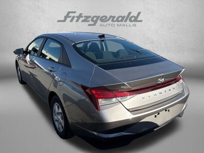 2023 Hyundai ELANTRA SE