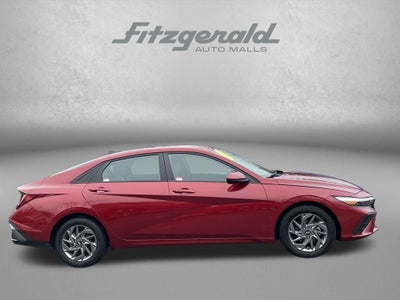 2024 Hyundai ELANTRA SEL