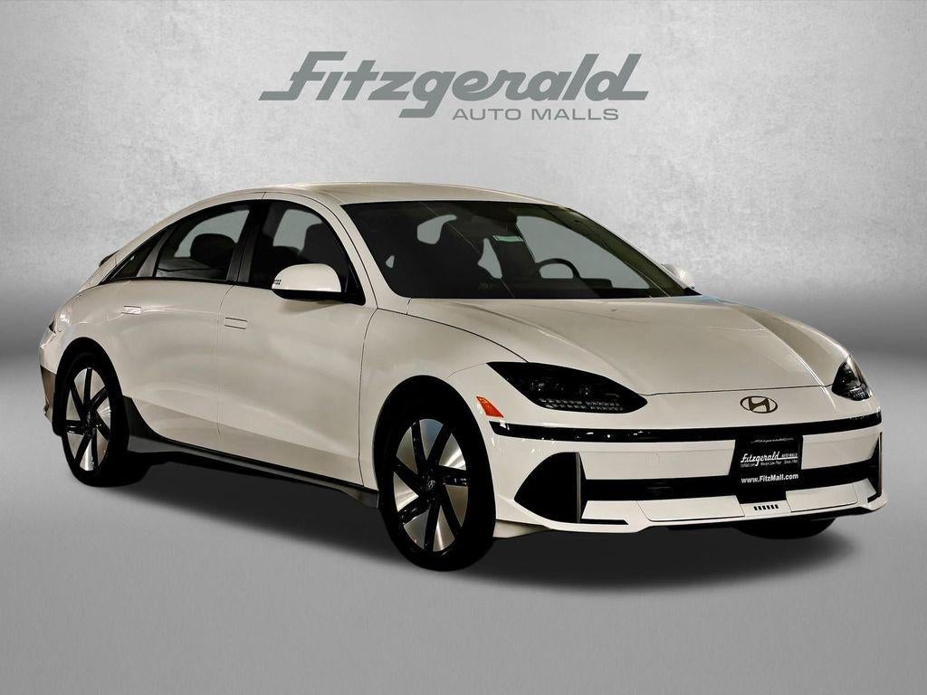 2025 Hyundai IONIQ 6 SE Standard Range