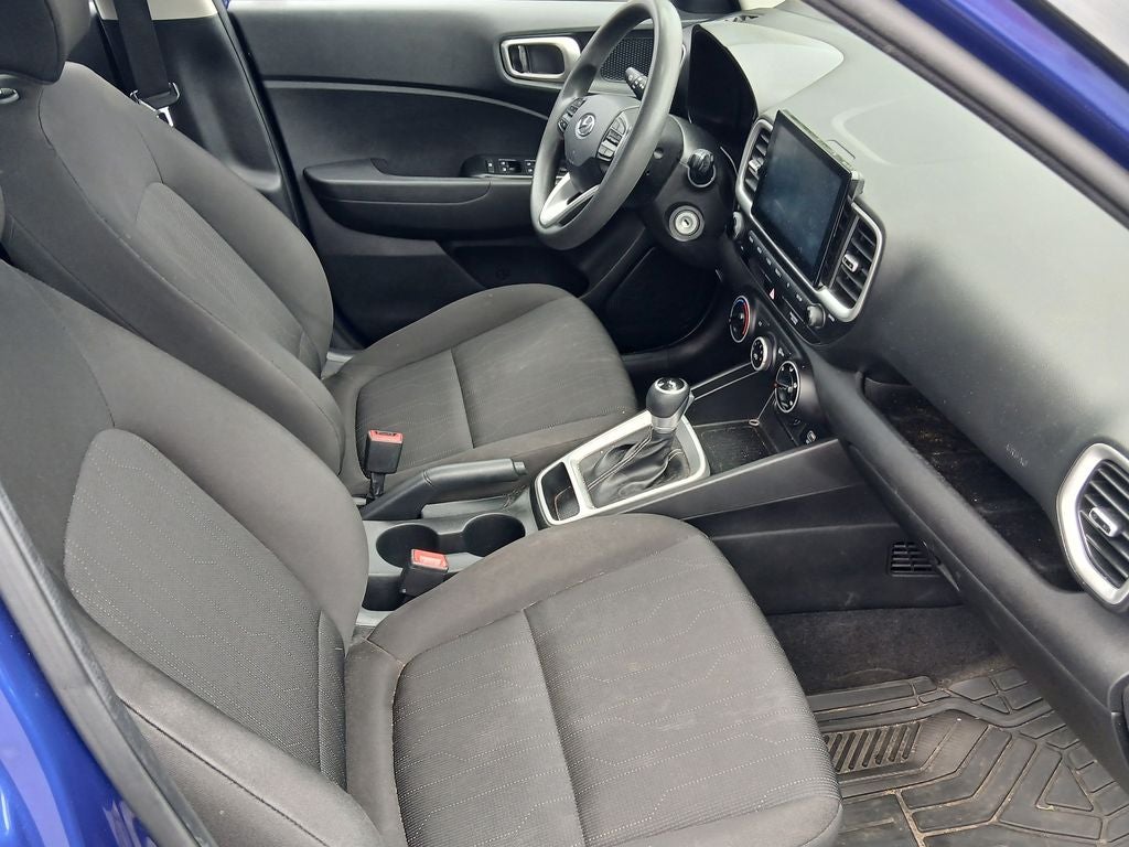 2021 Hyundai VENUE SE