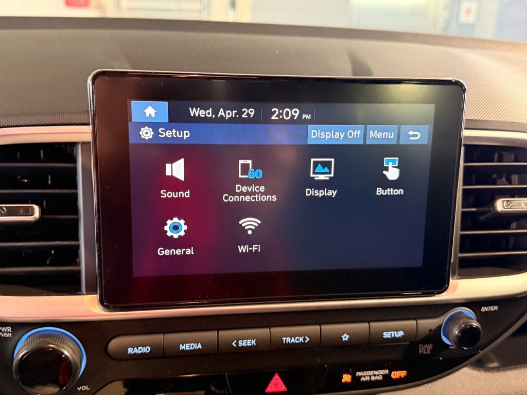 2026 Hyundai VENUE SE