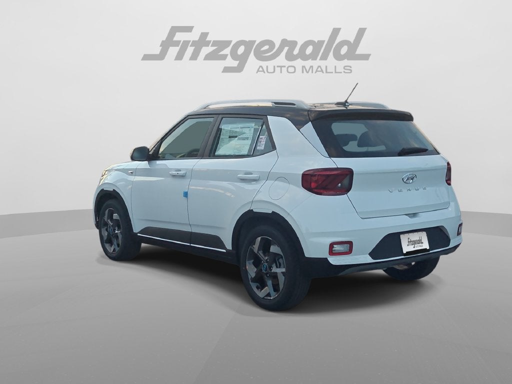 2026 Hyundai VENUE SEL W/Two-Tone Roof