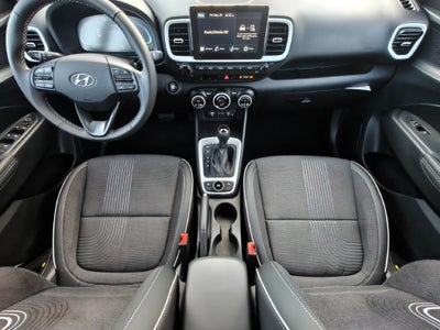 2026 Hyundai VENUE SEL W/Two-Tone Roof