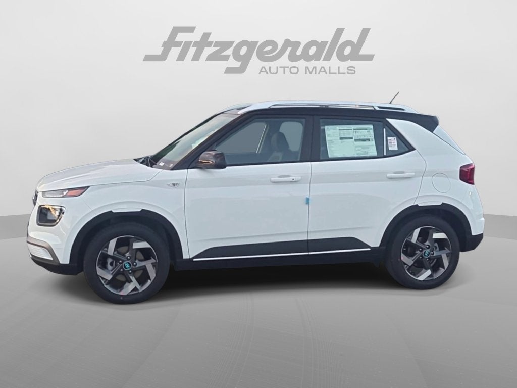 2026 Hyundai VENUE SEL W/Two-Tone Roof