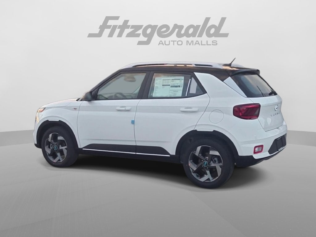 2026 Hyundai VENUE SEL W/Two-Tone Roof