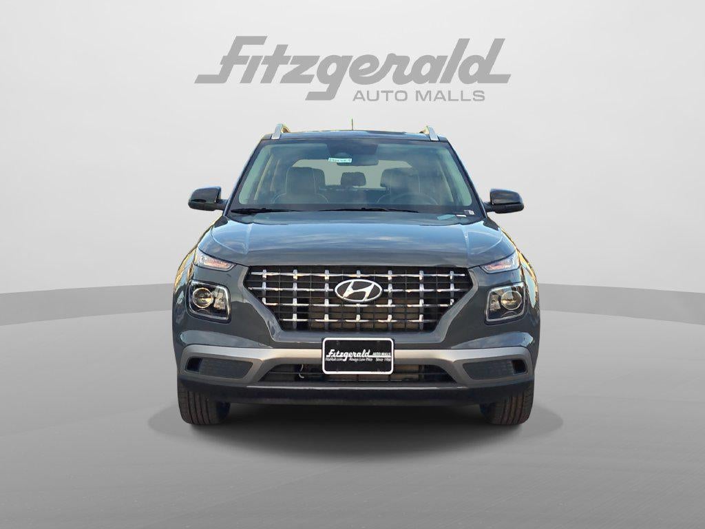 2026 Hyundai VENUE SEL W/Two-Tone Roof