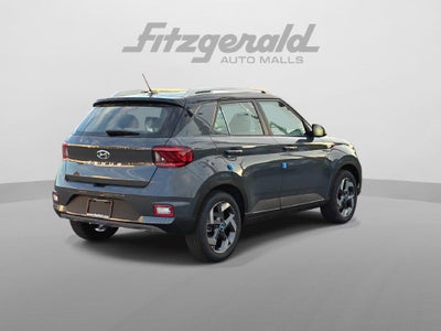 2026 Hyundai VENUE SEL W/Two-Tone Roof