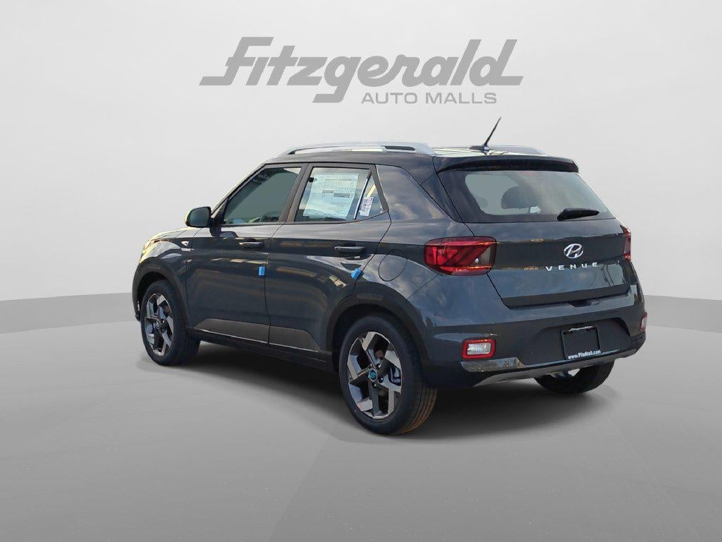 2026 Hyundai VENUE SEL W/Two-Tone Roof