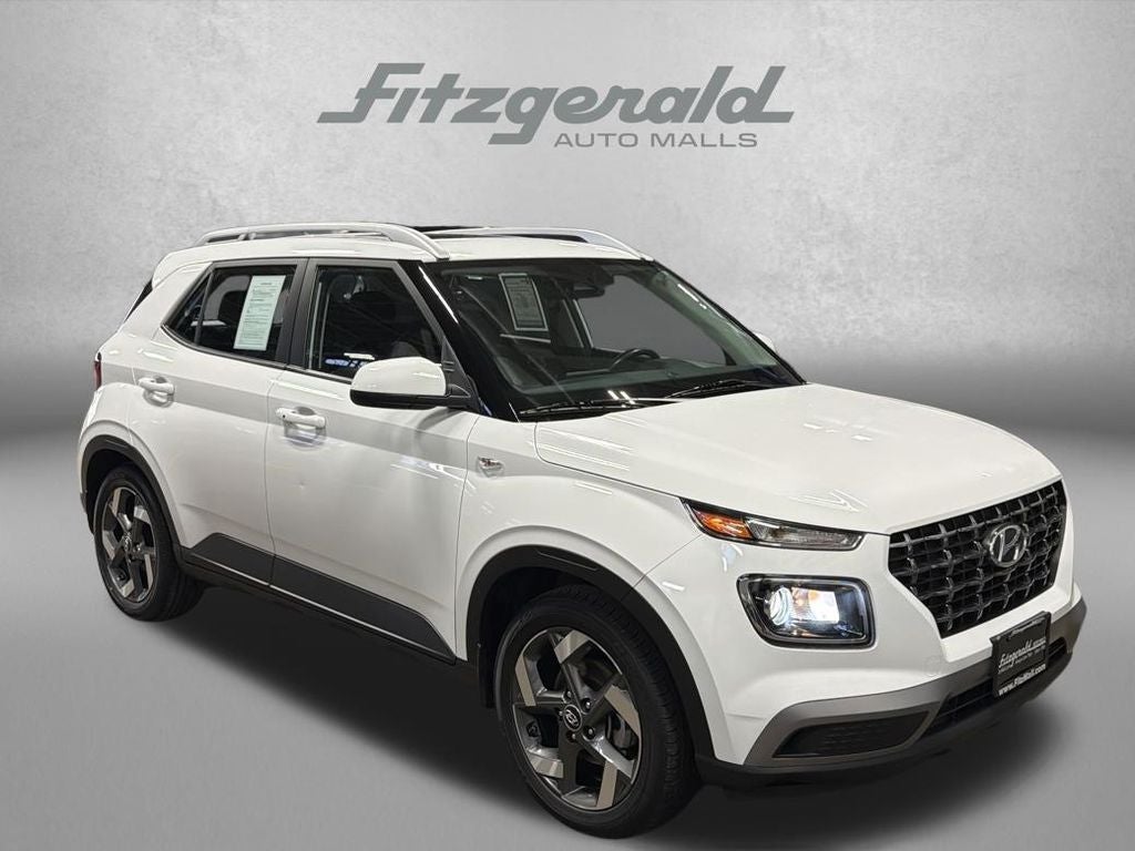 2024 Hyundai VENUE SEL