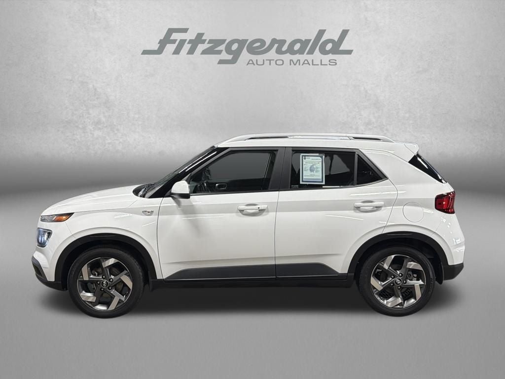 2024 Hyundai VENUE SEL