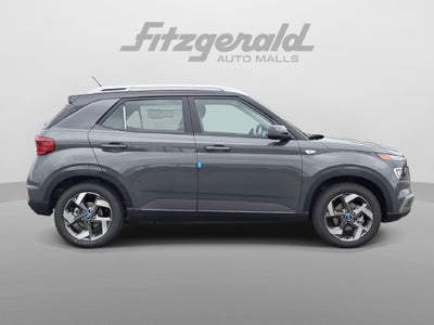 2026 Hyundai VENUE SEL W/Two-Tone Roof