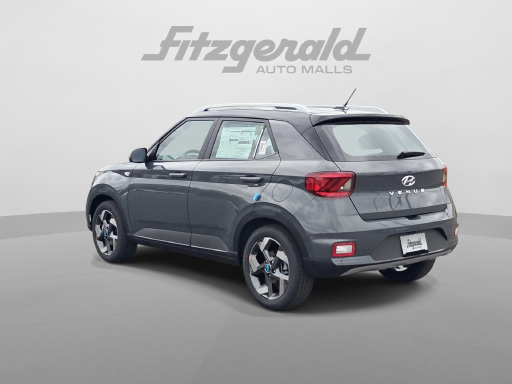 2026 Hyundai VENUE SEL W/Two-Tone Roof