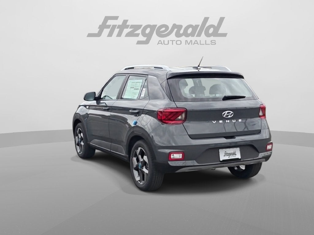 2026 Hyundai VENUE SEL W/Two-Tone Roof