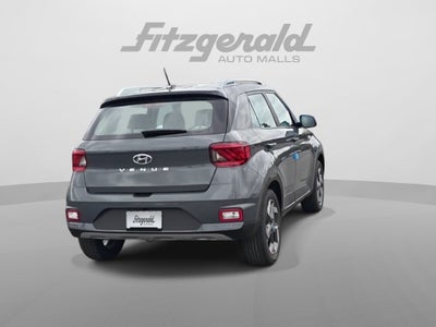 2026 Hyundai VENUE SEL W/Two-Tone Roof