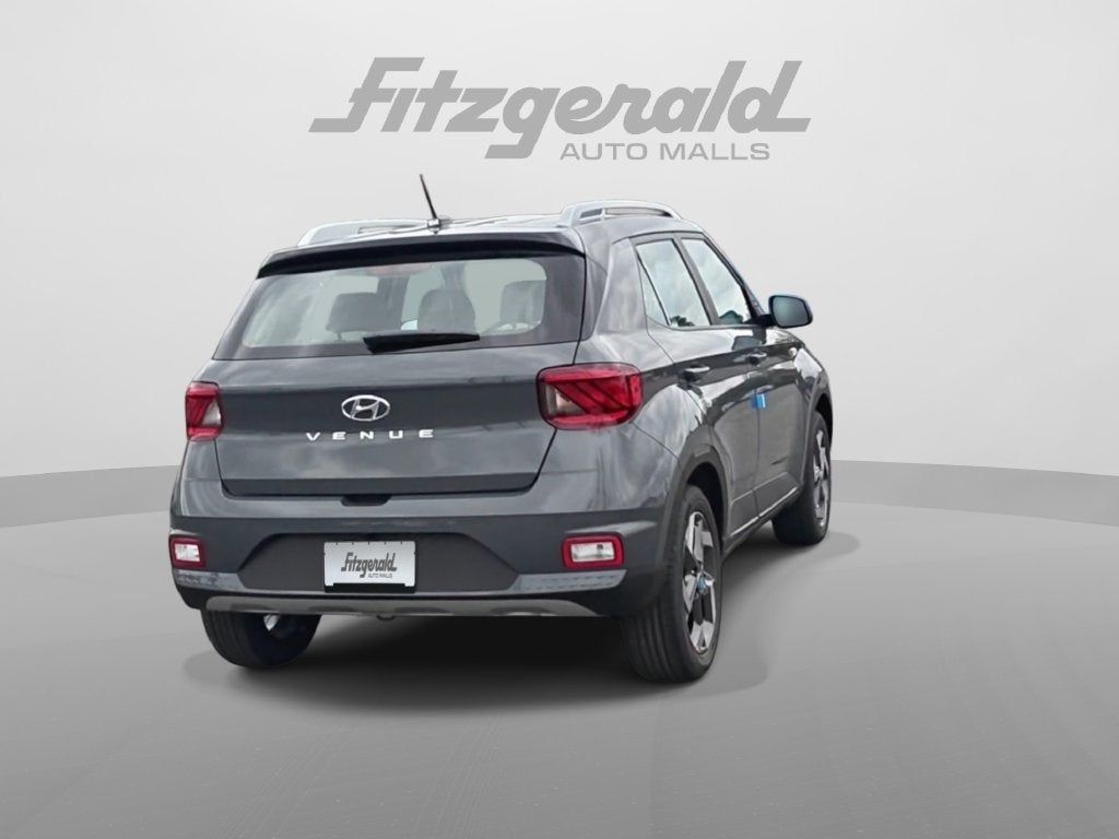 2026 Hyundai VENUE SEL W/Two-Tone Roof