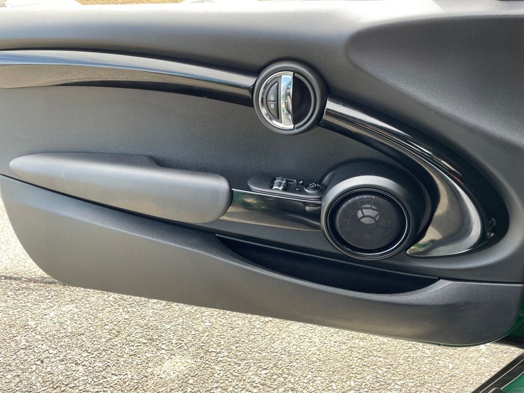 2021 MINI Cooper SE Electric Iconic