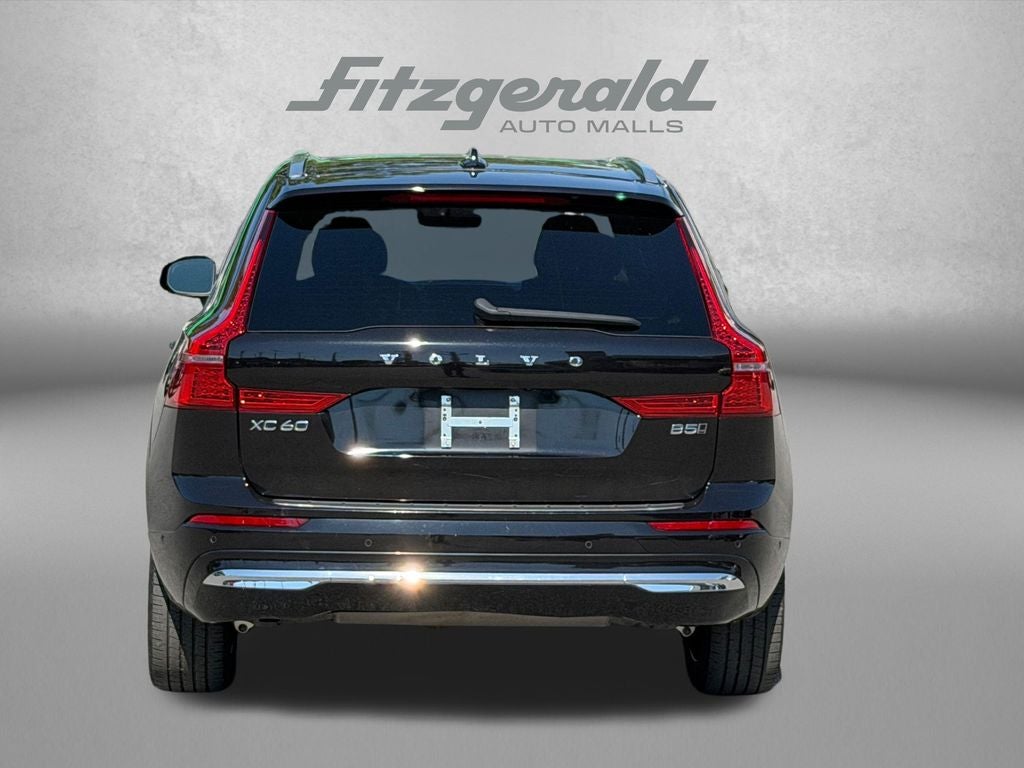 2023 Volvo XC60 B5 Plus Bright Theme