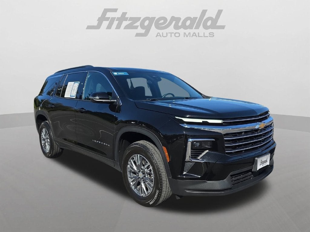 2025 Chevrolet Traverse LT