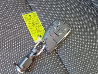 2025 Chevrolet Traverse LT 2LT