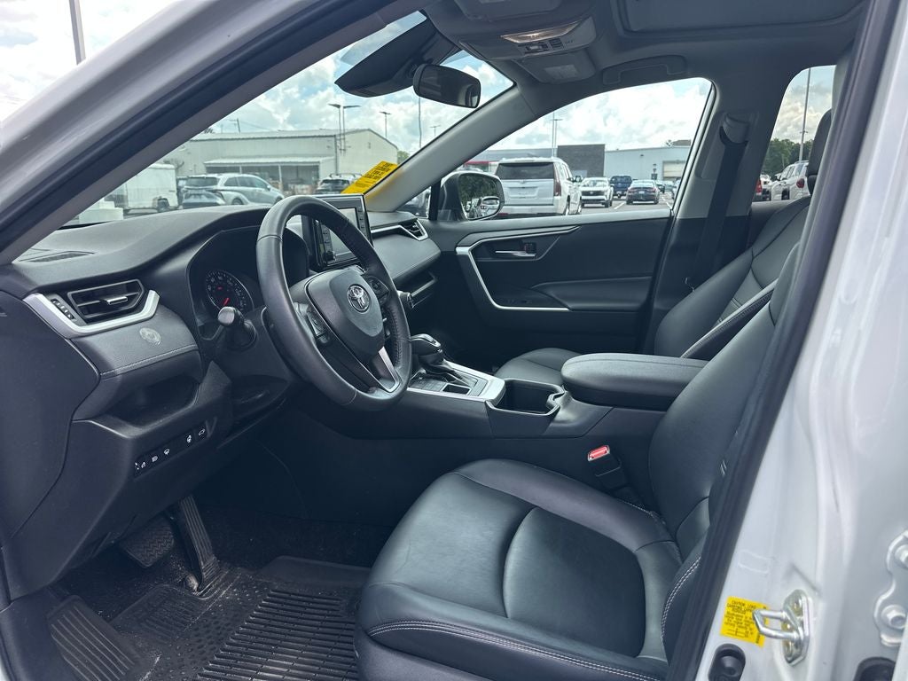 2022 Toyota RAV4 XLE Premium