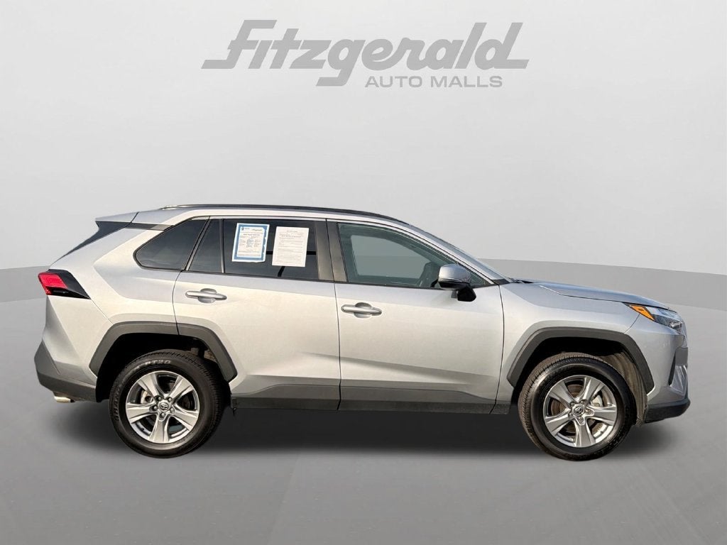 2025 Toyota RAV4 XLE
