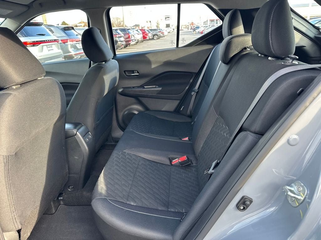 2023 Nissan Kicks SV