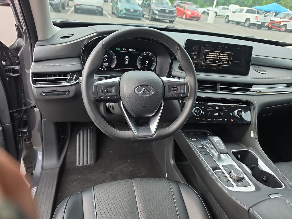 2023 INFINITI QX60 LUXE