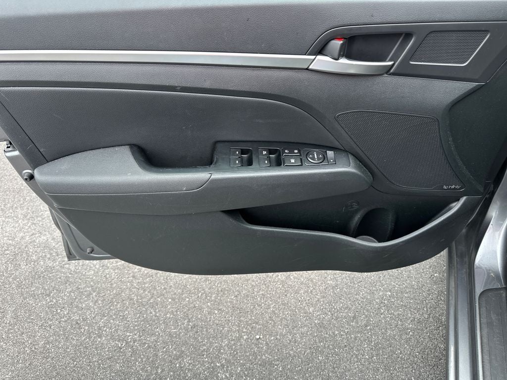 2019 Hyundai ELANTRA Limited