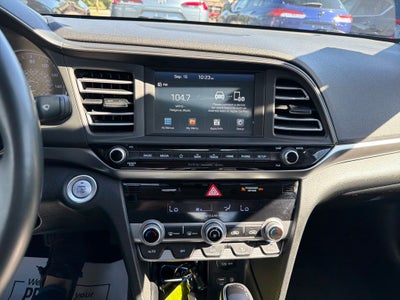 2019 Hyundai ELANTRA Limited
