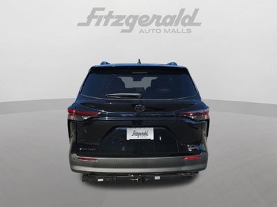 2026 Toyota Sienna Woodland Edition 7 Passenger