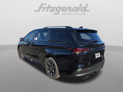 2026 Toyota Sienna Woodland Edition 7 Passenger