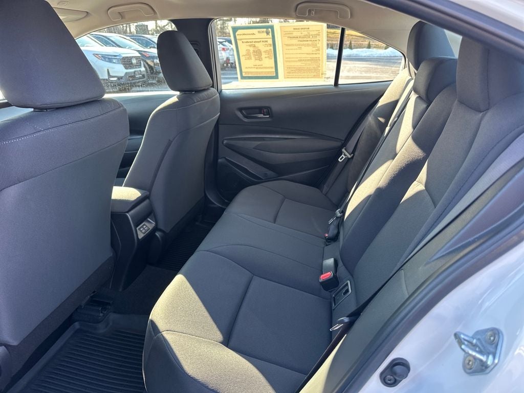 2024 Toyota COROLLA LE