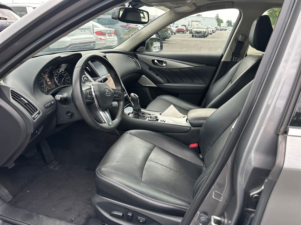 2023 INFINITI Q50 LUXE