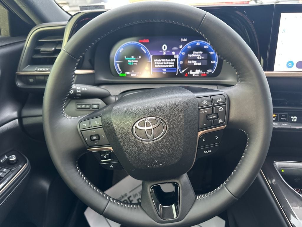 2024 Toyota CROWN XLE