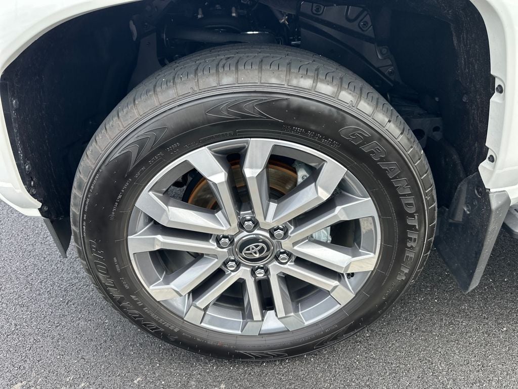 2025 Toyota 4RUNNER Limited