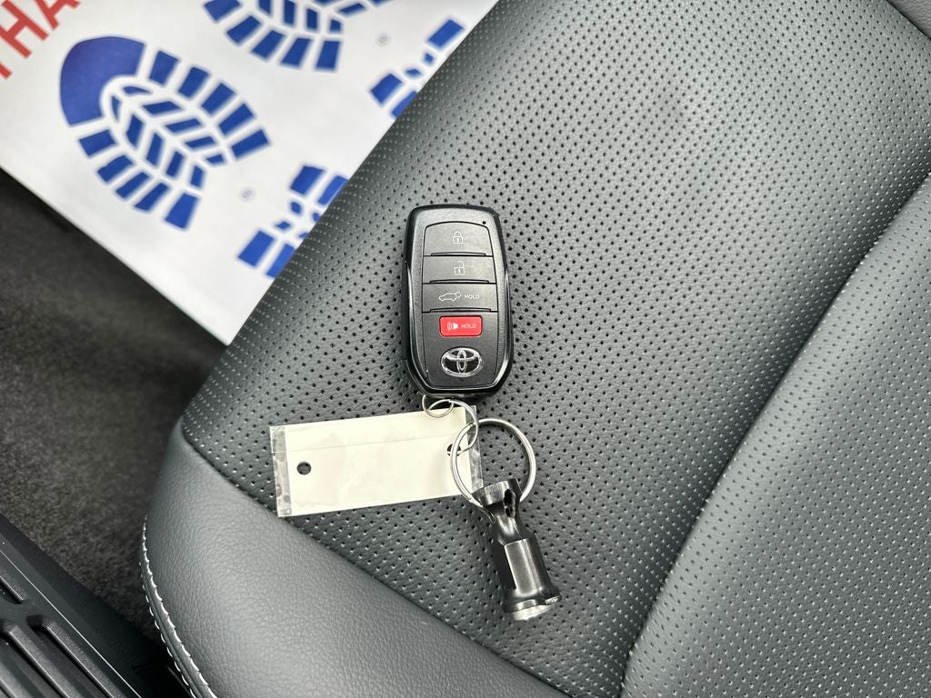 2025 Toyota 4RUNNER Limited