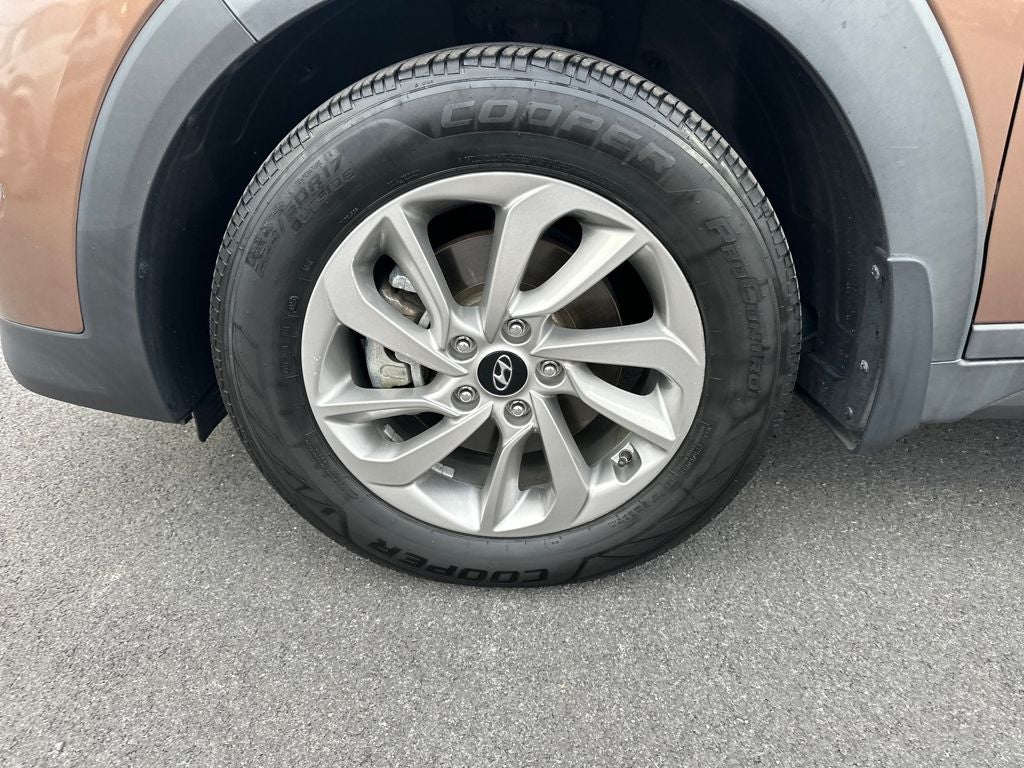 2016 Hyundai TUCSON SE